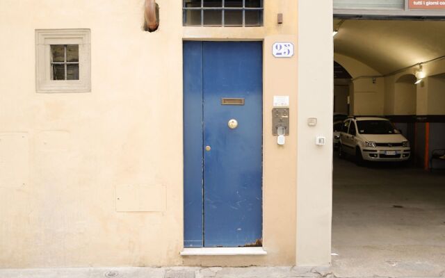 Santa Trinita Apartment