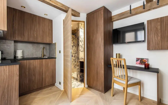 Studio in the Heart of Paris Batignolles