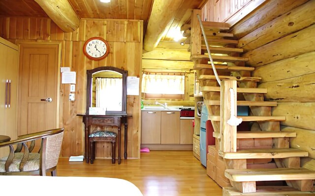 Seogwipo Log House Pension