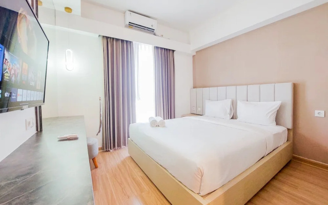 Homey And Spacious 3Br Sky House Bsd Apartment