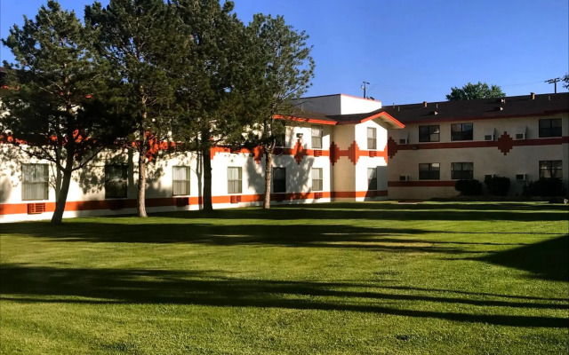 Navajoland Hotel of Tuba City