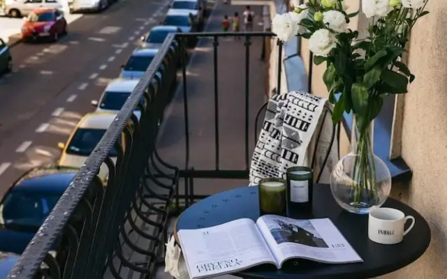 Papillon Apartment - LoftAffair