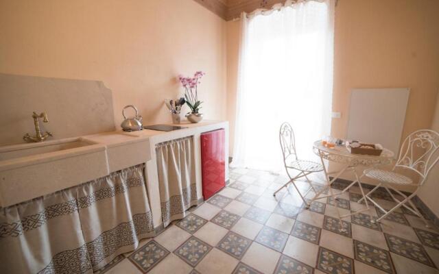 Aria di Vico Aparthotel