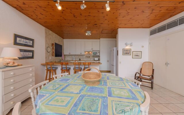 San Lameer Villa Rentals 10312