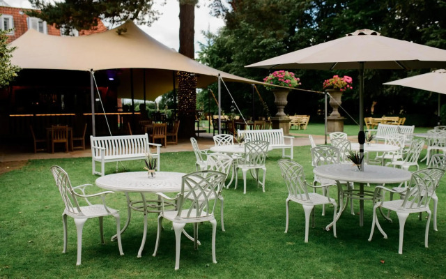 Ye Olde Bell Hotel & Spa