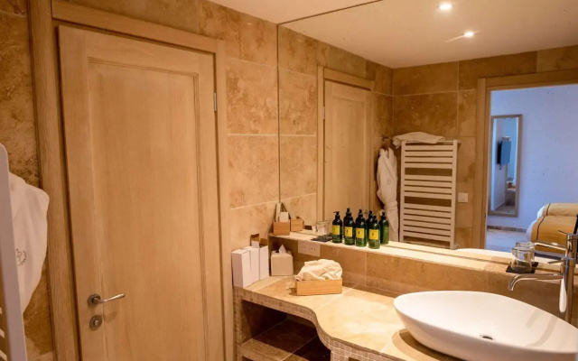 Domaine Ribiera, Hotel 5 Etoiles, SPA & Golf - Forcalquier