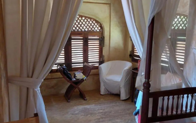 Samaki House