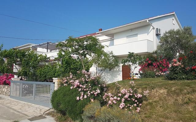 Ivo - 500 m to Sandy Beach - A2