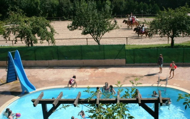 Le Hameau des Grilles