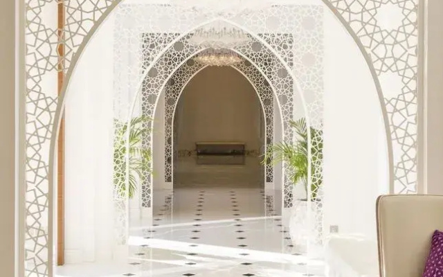 Royal Saray Resort