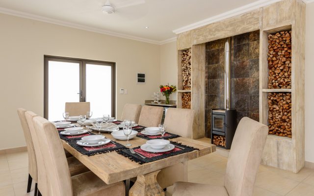 Cayley Mountain Resort