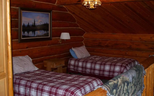 Wise Old Hunter Lodge