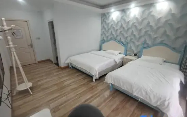 Xinchang Yunqi Small Building House