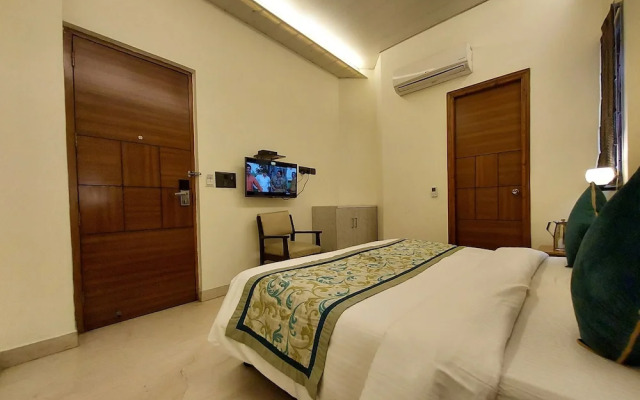 Hotel Green Castle by OYO Rooms