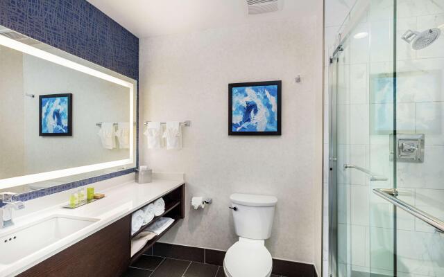 DoubleTree by Hilton Pomona