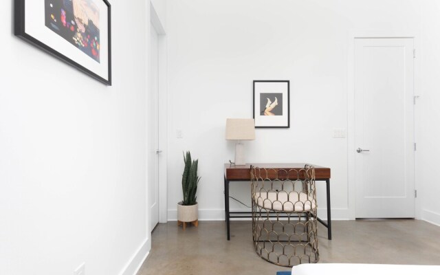 Domio Sylvan Park Spacious 8BR 2 Houses