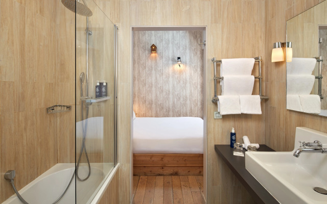Les Plumes Hôtel Paris