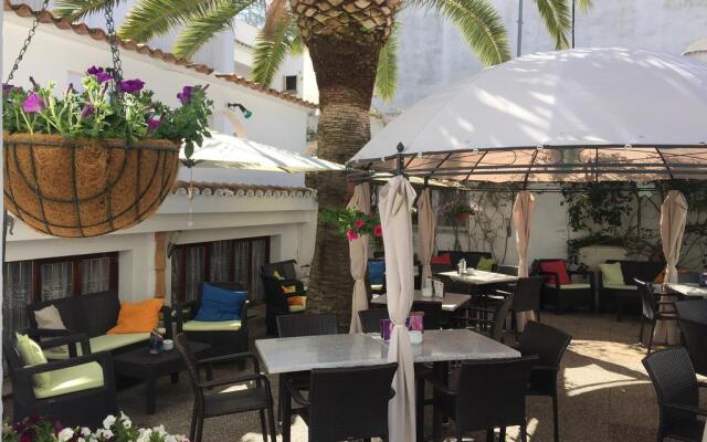 Hotel Antares