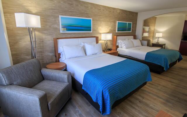 Holiday Inn Express & Suites Farmington by IHG