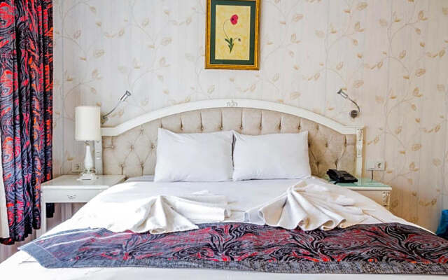 Peteks Hotel
