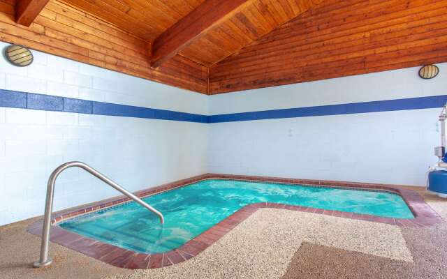 AmericInn by Wyndham Ham Lake