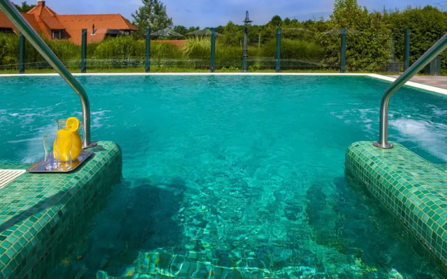 Forest Hills Hotel & Golf