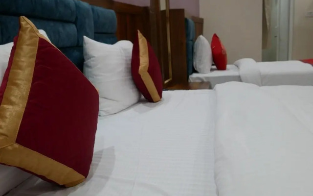 Hotel AyushMan Inn