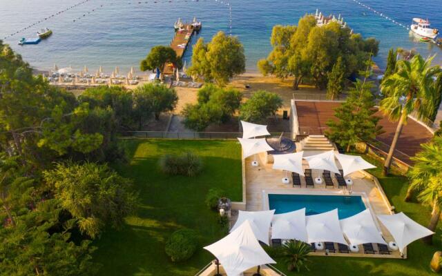 Farrys Boutique Hotel and Beach Club