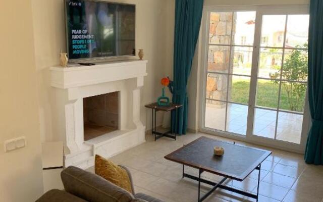 Emerald Villa 8