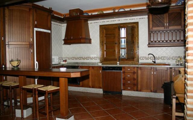 Villa in Villanueva de la Concepcion - 100223