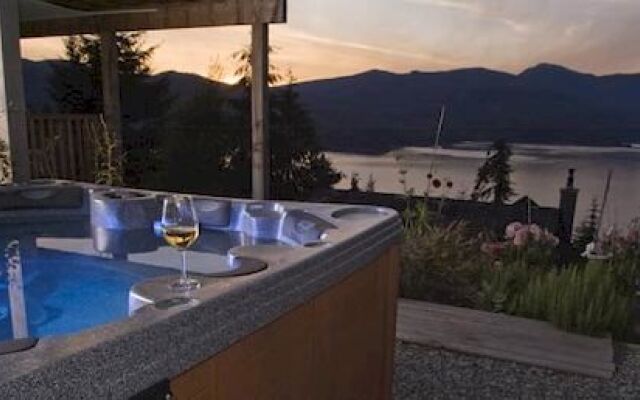 Sechelt Inlet Bed & Breakfast