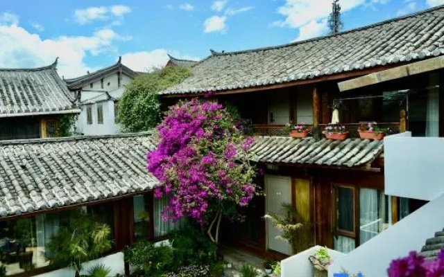 Xunmiju Inn – Outside – Lijiang