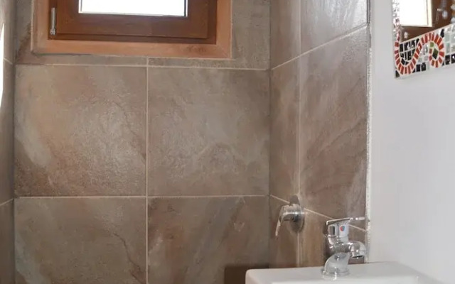 Cerro Electrico Upcycled Eco Stay