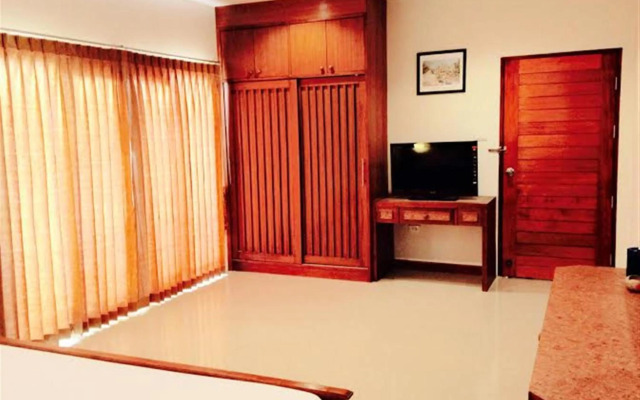 Siray House
