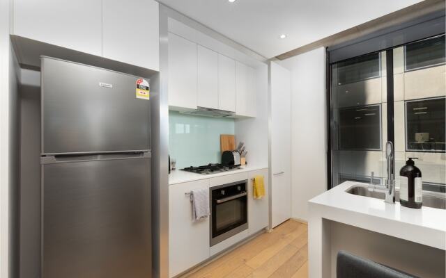 568 St Kilda Road Apartments by TWIG