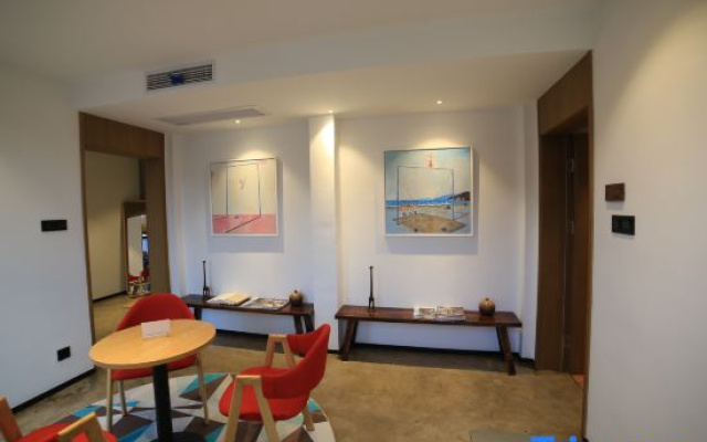 Jurong Baohua Mountain Yujing Shanfang Family-friendly Chinese Inn