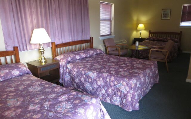 Riverview Motel