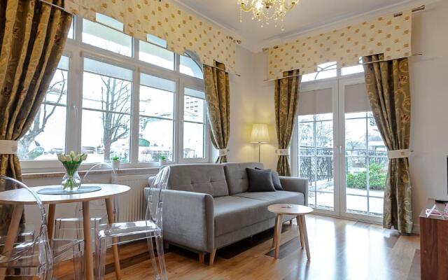 VacationClub - Trzy Korony Wazów Apartment 11