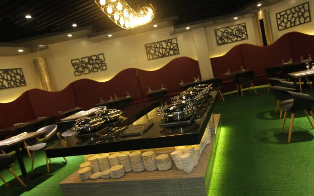Eloisa Royal Suites