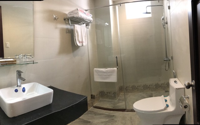 Hoang Sa Hotel