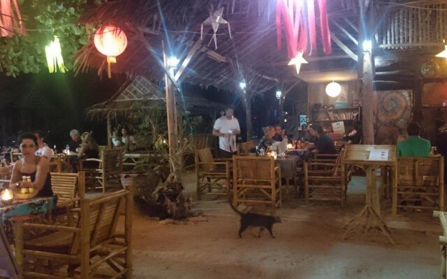 Sirianda Bungalows