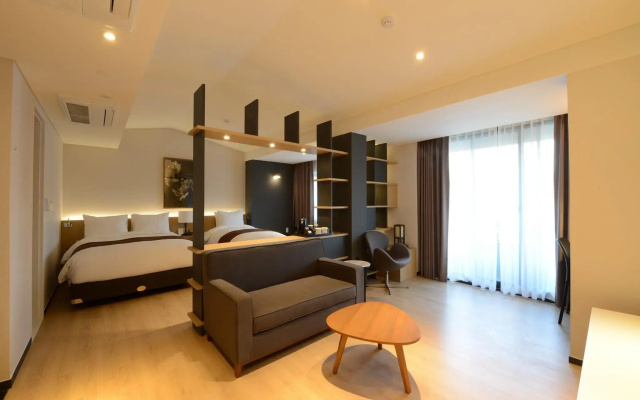 Eden Paradise Hotel