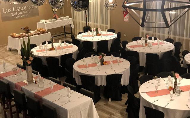Los Carolinos