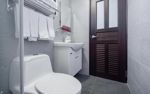 Dragonfly Travel Photography