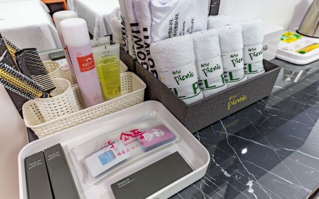 Sacheon Hotel Picnic