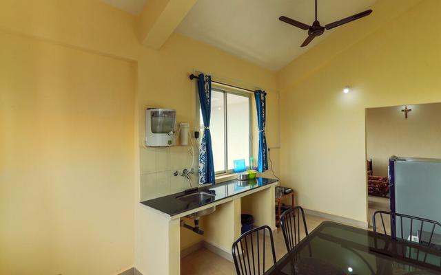 OYO 17182 Home Green View 2BHK Nuvem