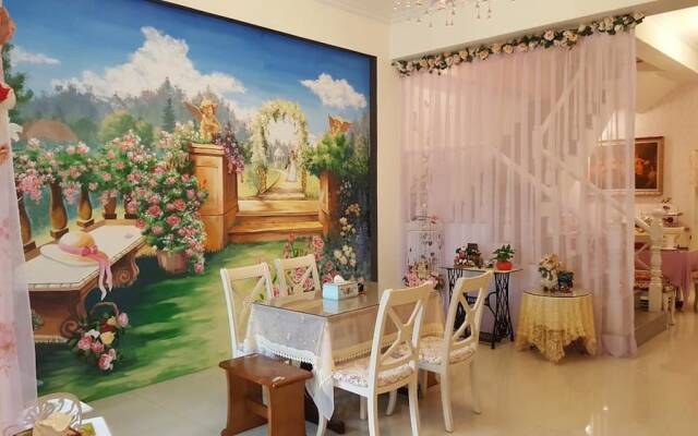 Rose Castle