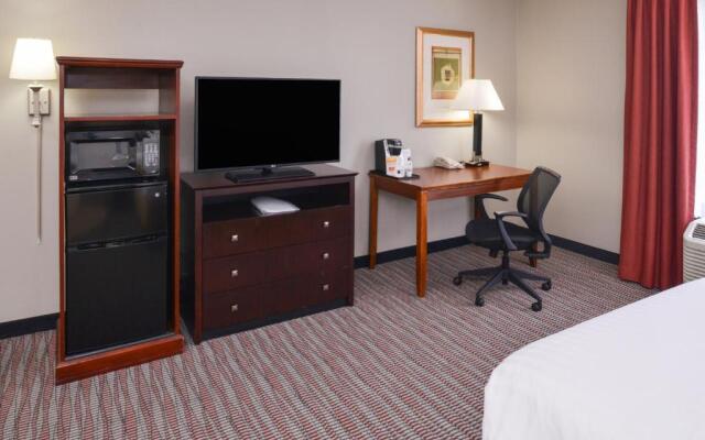 Holiday Inn Express Hotel & Suites North Little Rock