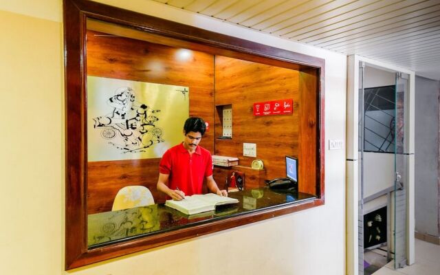 Oyo 23115 Hotel Saravana