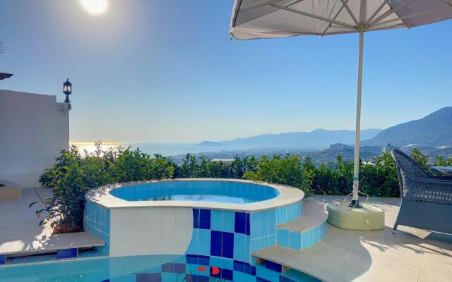 Amazing House with Private Pool in Antalya